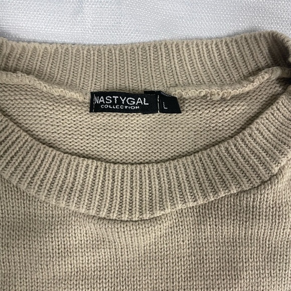 NastyGal crop sweater vest, tan size large - Picture 2 of 3